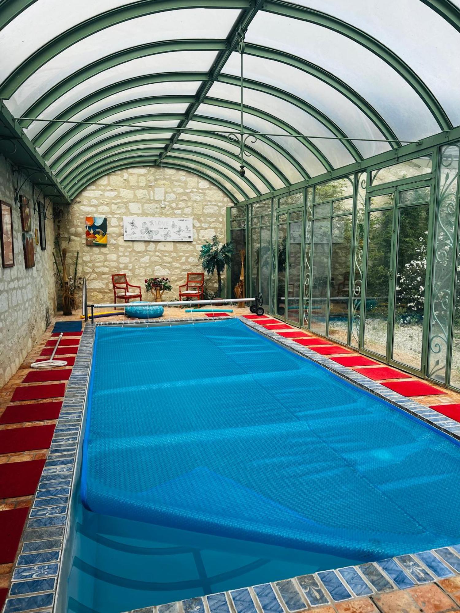 Allonnes  Chateau De La Thibaudiere Bois Savary - Chambre Familiale Du Roi מראה חיצוני תמונה