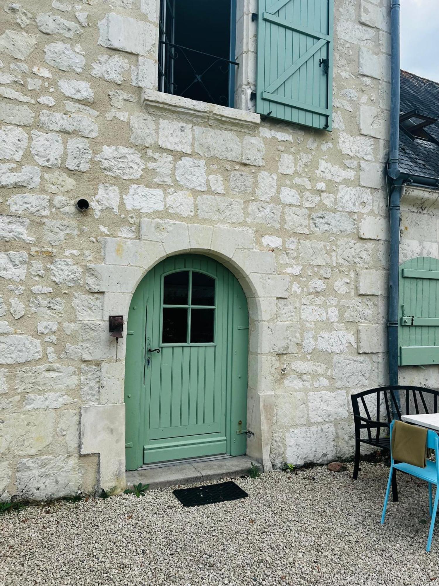 Allonnes  Chateau De La Thibaudiere Bois Savary - Chambre Familiale Du Roi מראה חיצוני תמונה